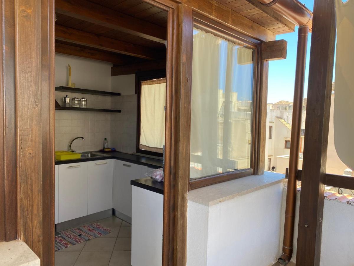Ferienwohnung Mansarda Con Terrazzo Trapani Exterior foto