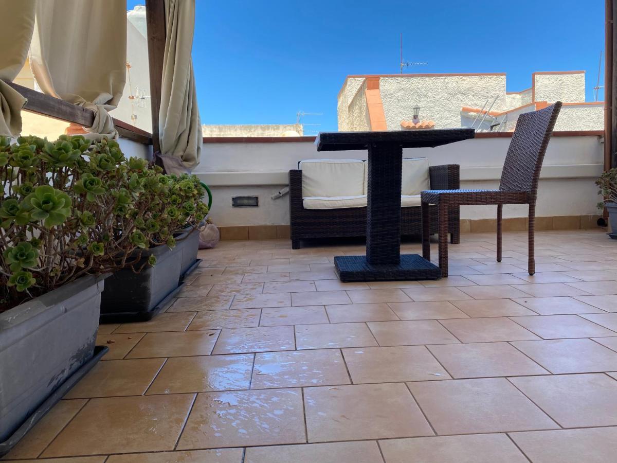 Ferienwohnung Mansarda Con Terrazzo Trapani Exterior foto