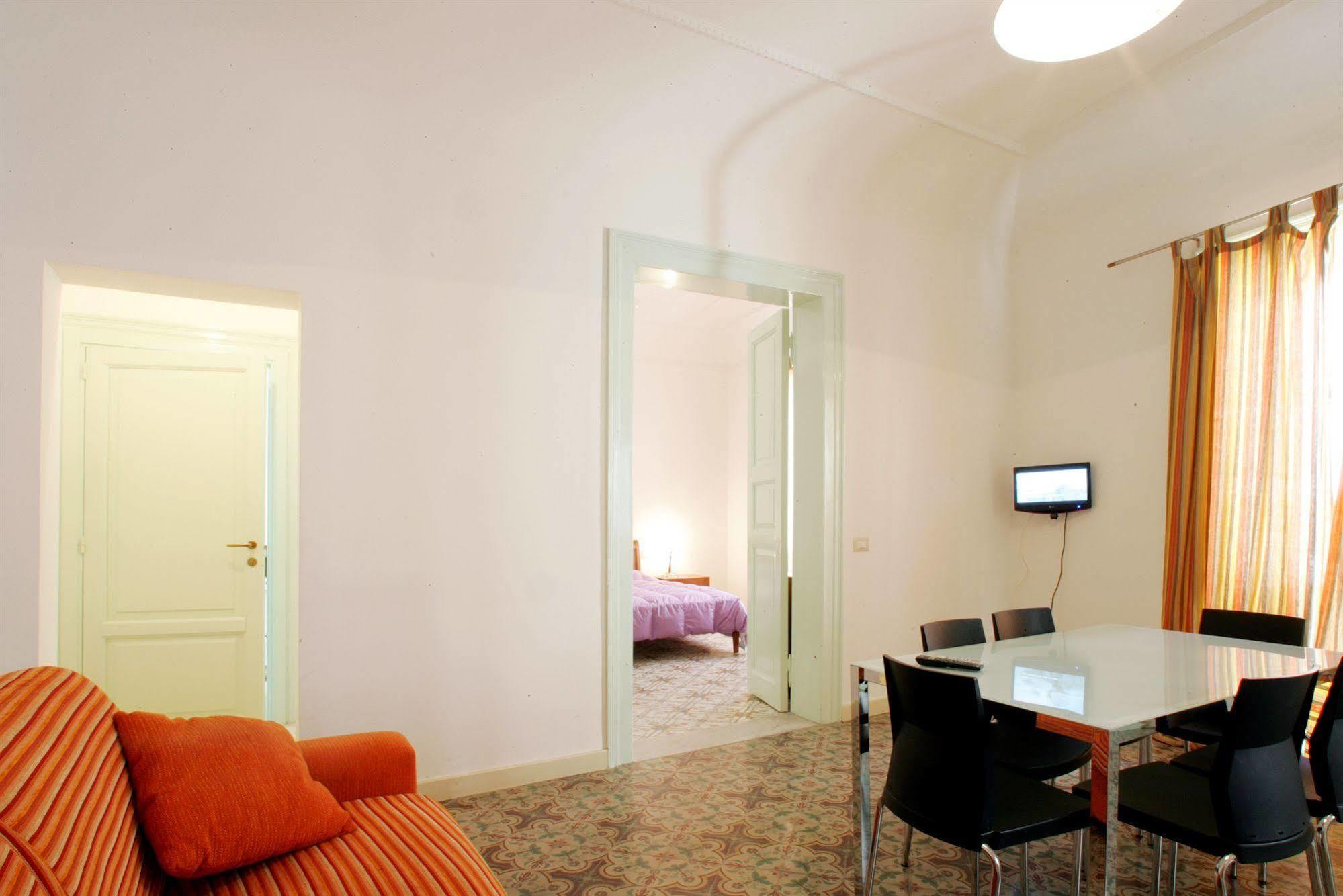 Ferienwohnung Mansarda Con Terrazzo Trapani Exterior foto