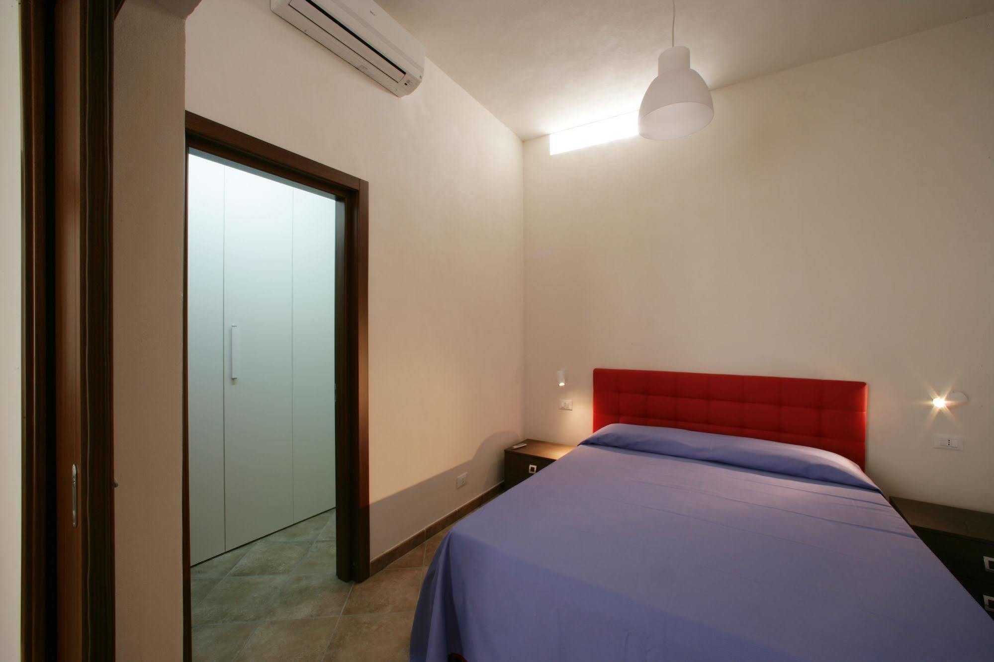 Ferienwohnung Mansarda Con Terrazzo Trapani Exterior foto